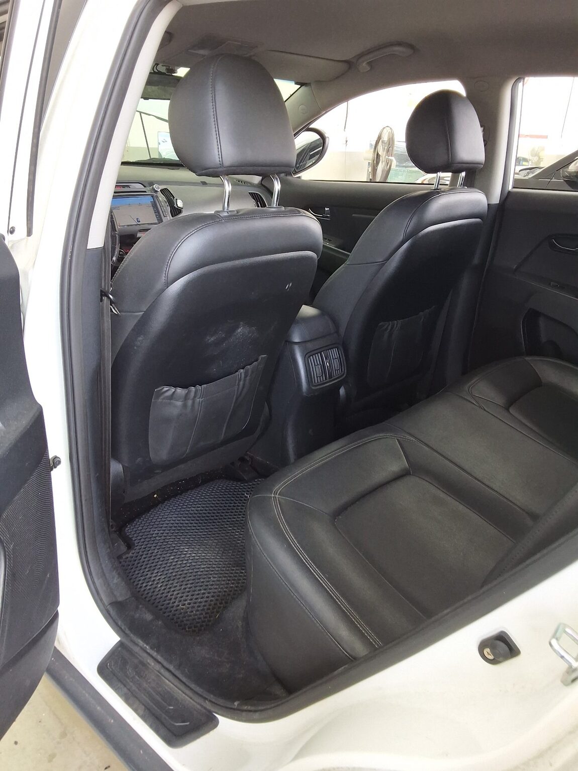 KIA THE NEW SPORTAGE R DIESEL R2.0 2WD TRENDY 2014 - zdjęcie 12