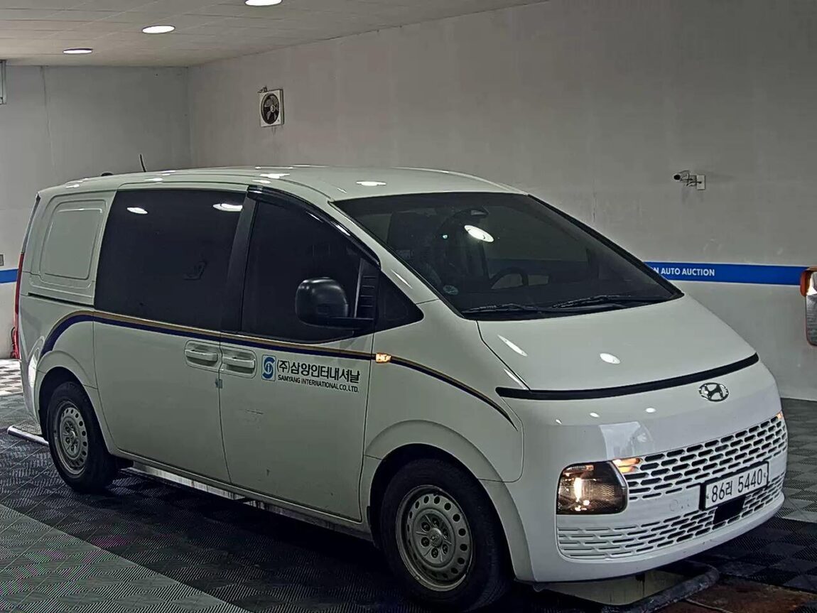 HYUNDAI STARIA 2.2 DIESEL CARGO 5-SEATER SMART 2022 - zdjęcie 3