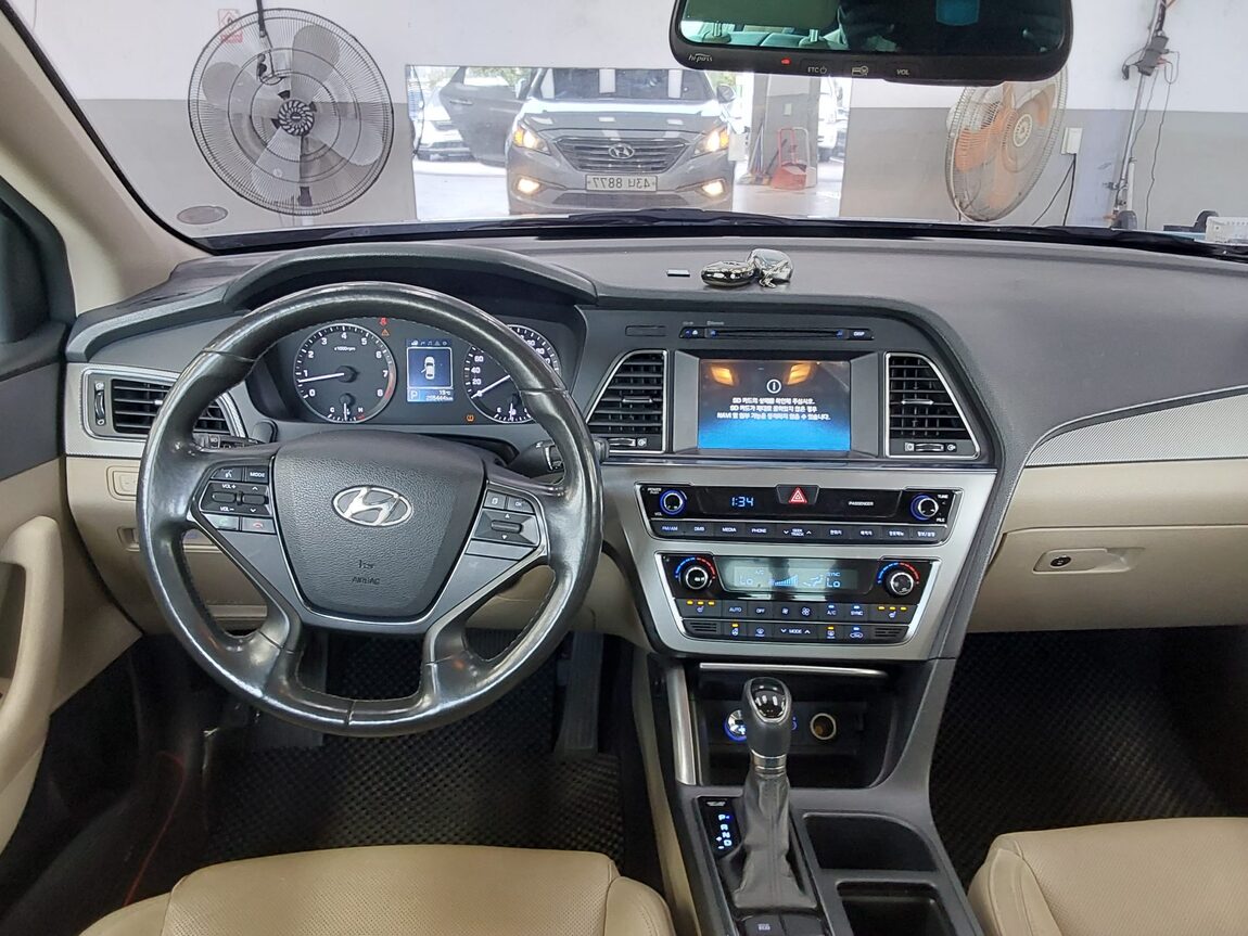 HYUNDAI LF SONATA LPi RENTAL CAR PREMIUM 2015 - zdjęcie 11