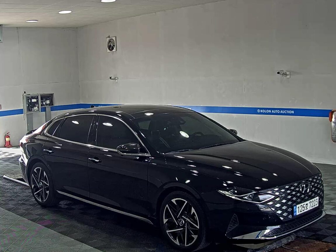 HYUNDAI THE NEW GRANDEUR IG GASOLINE 3.3 LE BLANC 2023 - zdjęcie 3