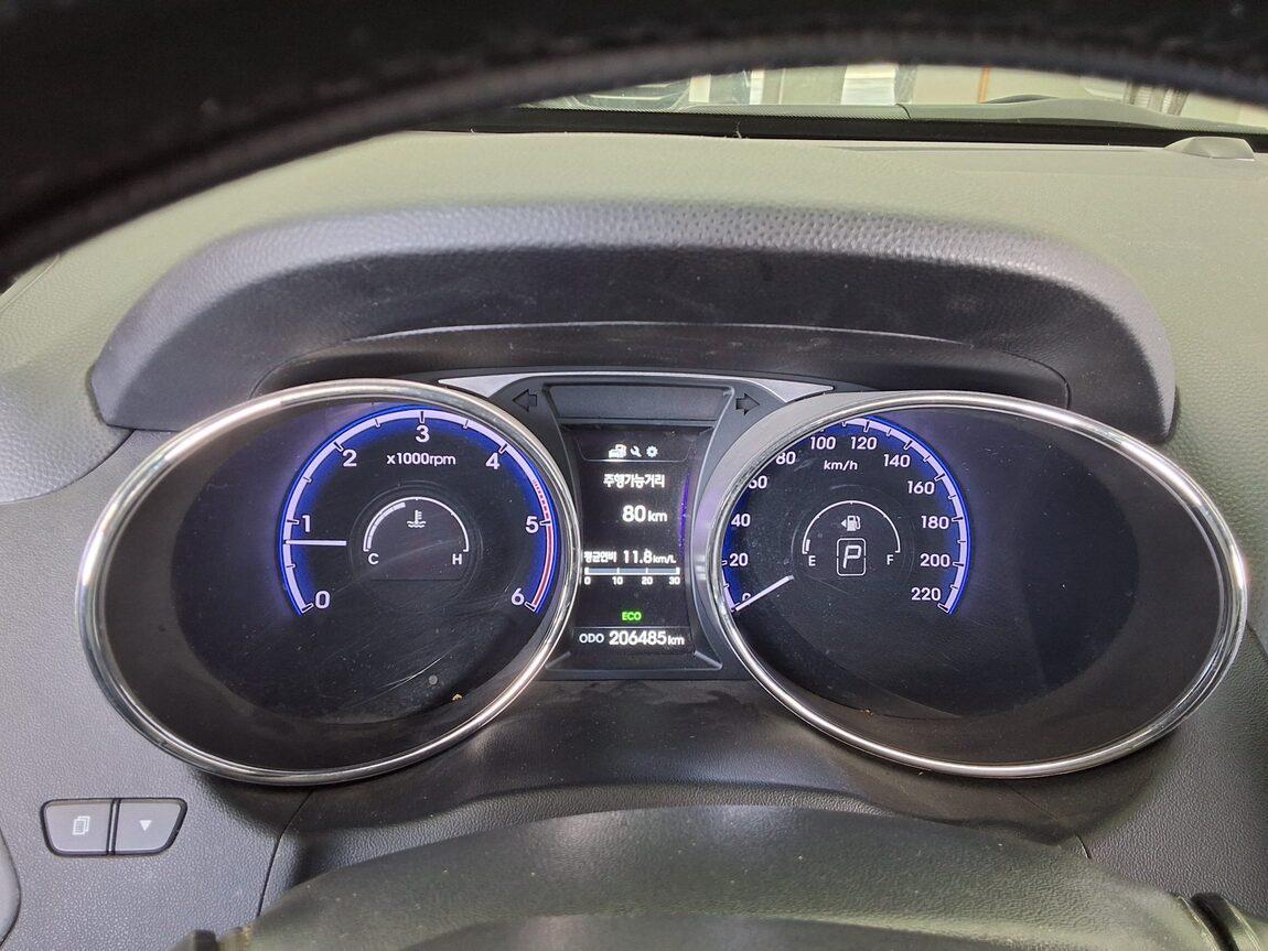 HYUNDAI NEW TUCSON ix DIESEL R2.0 2WD MODERN 2014 - zdjęcie 9