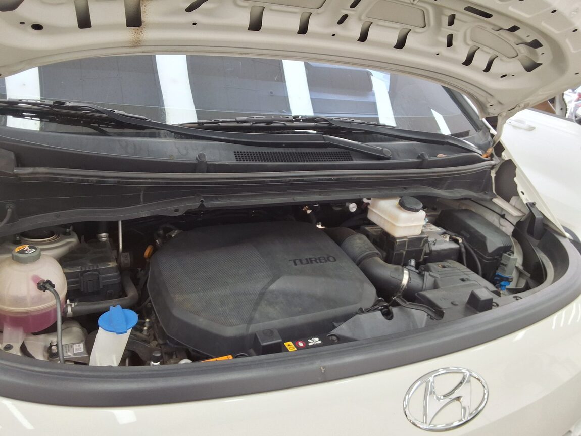 HYUNDAI STARIA 2.2 DIESEL CARGO 3-SEATER SMART 2023 - zdjęcie 19