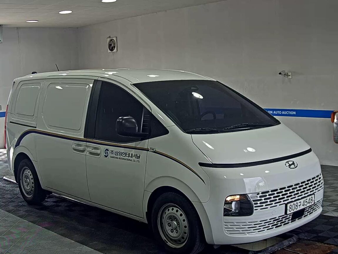 HYUNDAI STARIA 2.2 DIESEL CARGO 3-SEATER SMART 2023 - zdjęcie 3