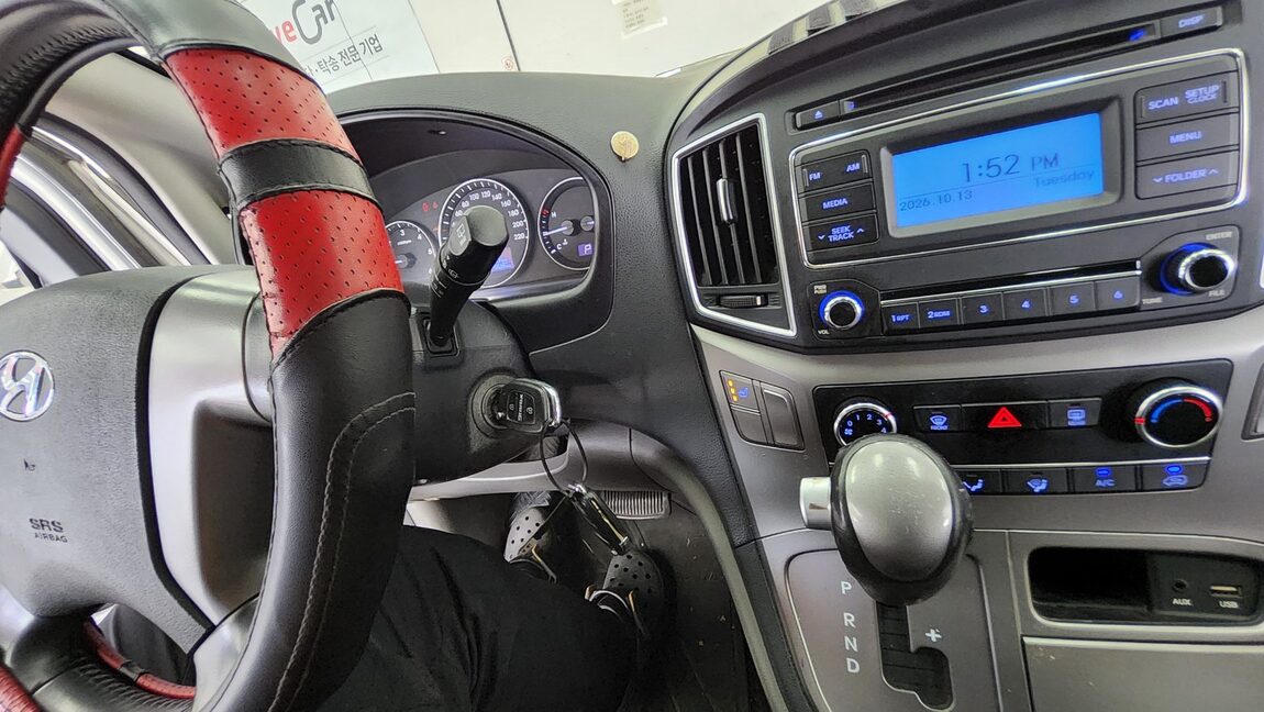 HYUNDAI THE NEW GRAND STAREX 3-SEATER DIESEL VAN SMART 2019 - zdjęcie 18