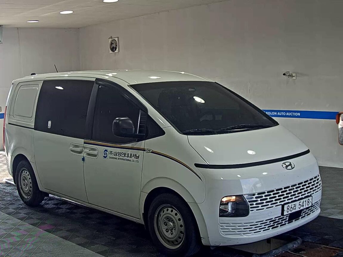 HYUNDAI STARIA 2.2 DIESEL CARGO 5-SEATER SMART 2022 - zdjęcie 3