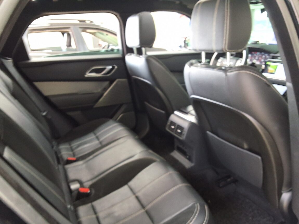 LAND ROVER RANGE ROVER VELAR 2.0 D240 SE R DYNAMIC 2018 - zdjęcie 14