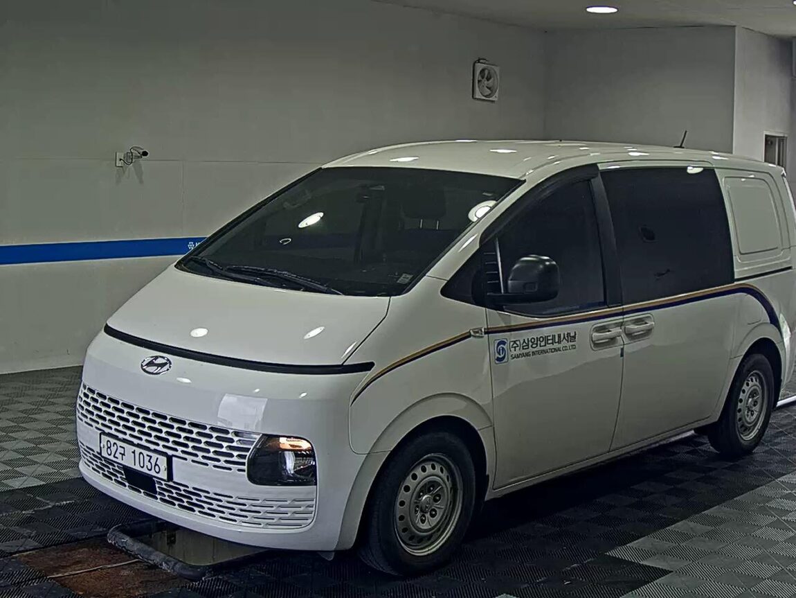 HYUNDAI STARIA 2.2 DIESEL CARGO 5-SEATER SMART 2022 - zdjęcie 2