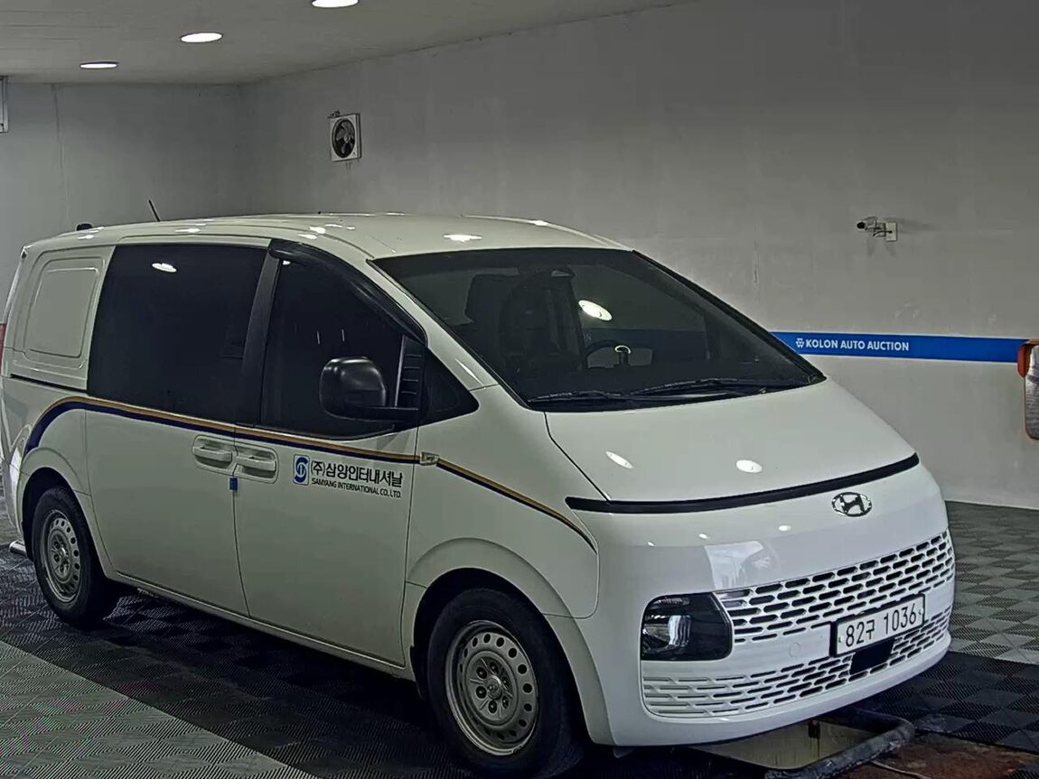 HYUNDAI STARIA 2.2 DIESEL CARGO 5-SEATER SMART 2022 - zdjęcie 3