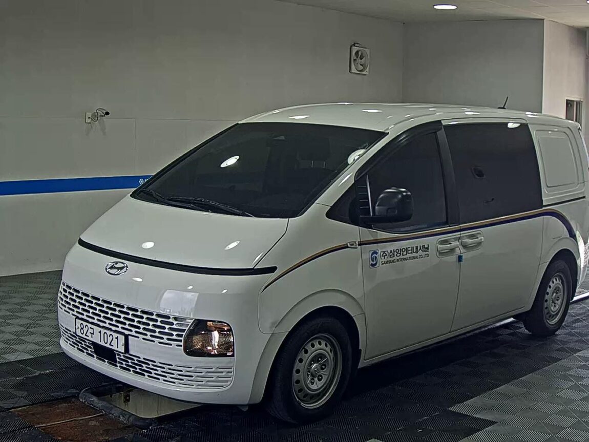 HYUNDAI STARIA 2.2 DIESEL CARGO 5-SEATER SMART 2022 - zdjęcie 2