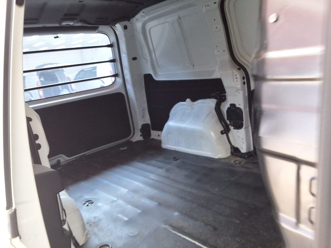 HYUNDAI STARIA 2.2 DIESEL CARGO 3-SEATER SMART 2025 - zdjęcie 13