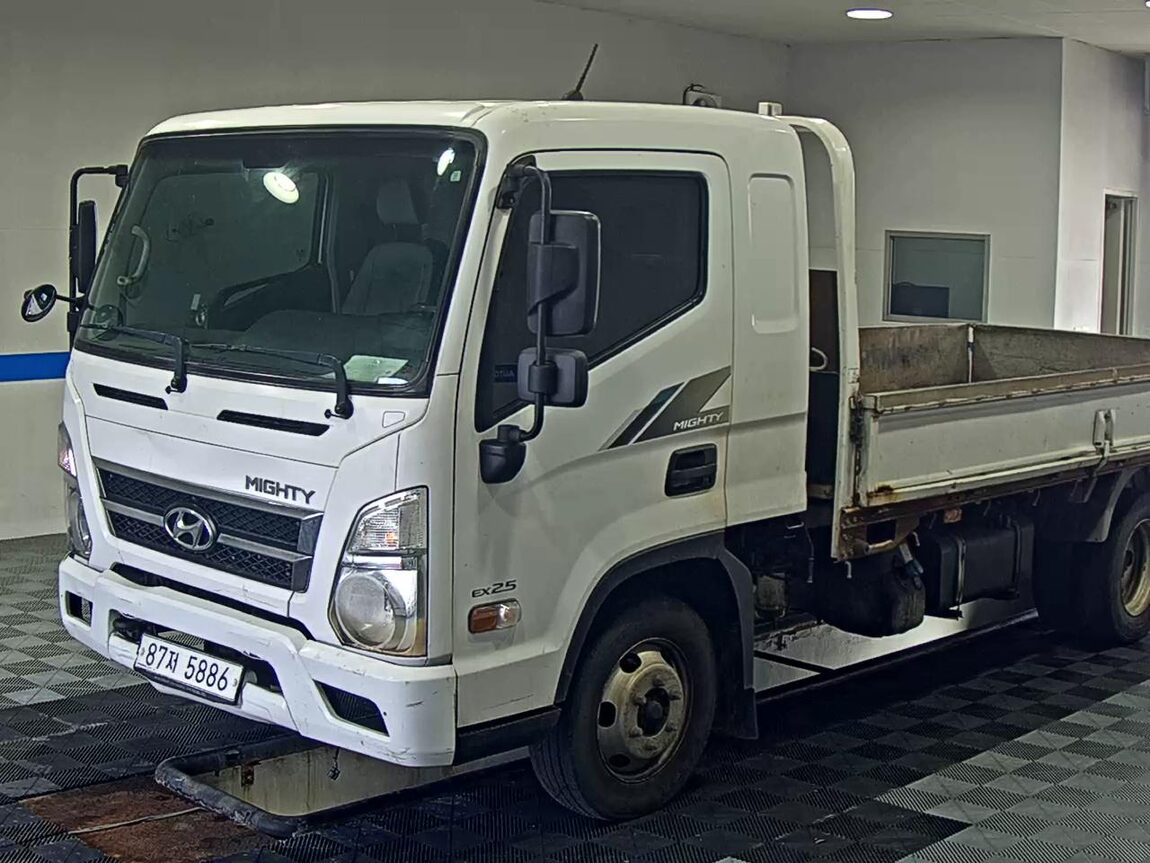 HYUNDAI ALL NEW MIGHTY 2.5 TON STANDARD CAB LONG WHEELBASE HIGH DECK 2020 - zdjęcie 2