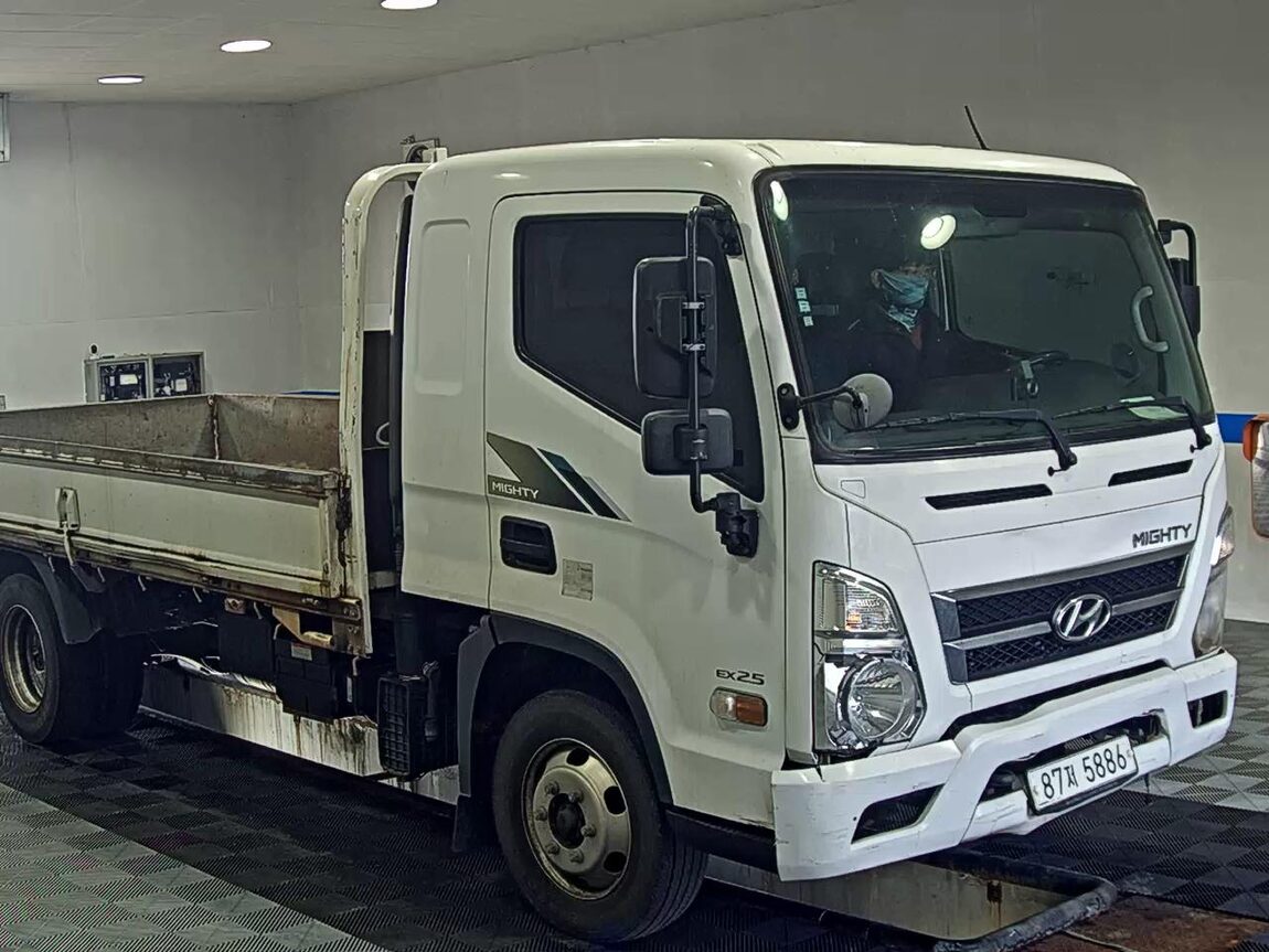 HYUNDAI ALL NEW MIGHTY 2.5 TON STANDARD CAB LONG WHEELBASE HIGH DECK 2020 - zdjęcie 3