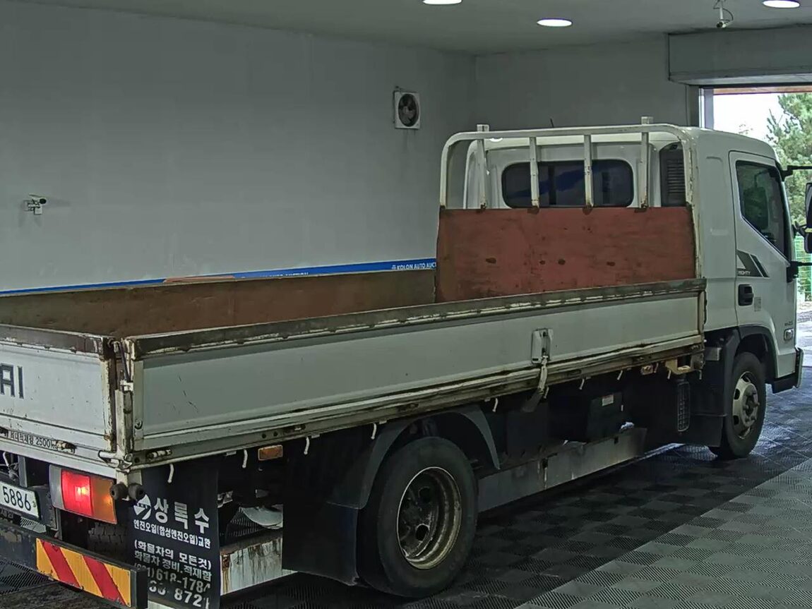 HYUNDAI ALL NEW MIGHTY 2.5 TON STANDARD CAB LONG WHEELBASE HIGH DECK 2020 - zdjęcie 5