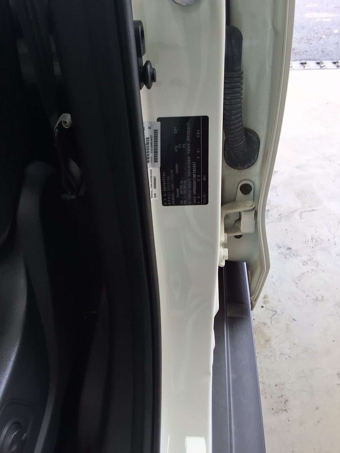 KG MOBILITY (SSANGYONG) VERY NEW TIVOLI 1.5 GASOLINE 2WD V3 2022 - zdjęcie 16