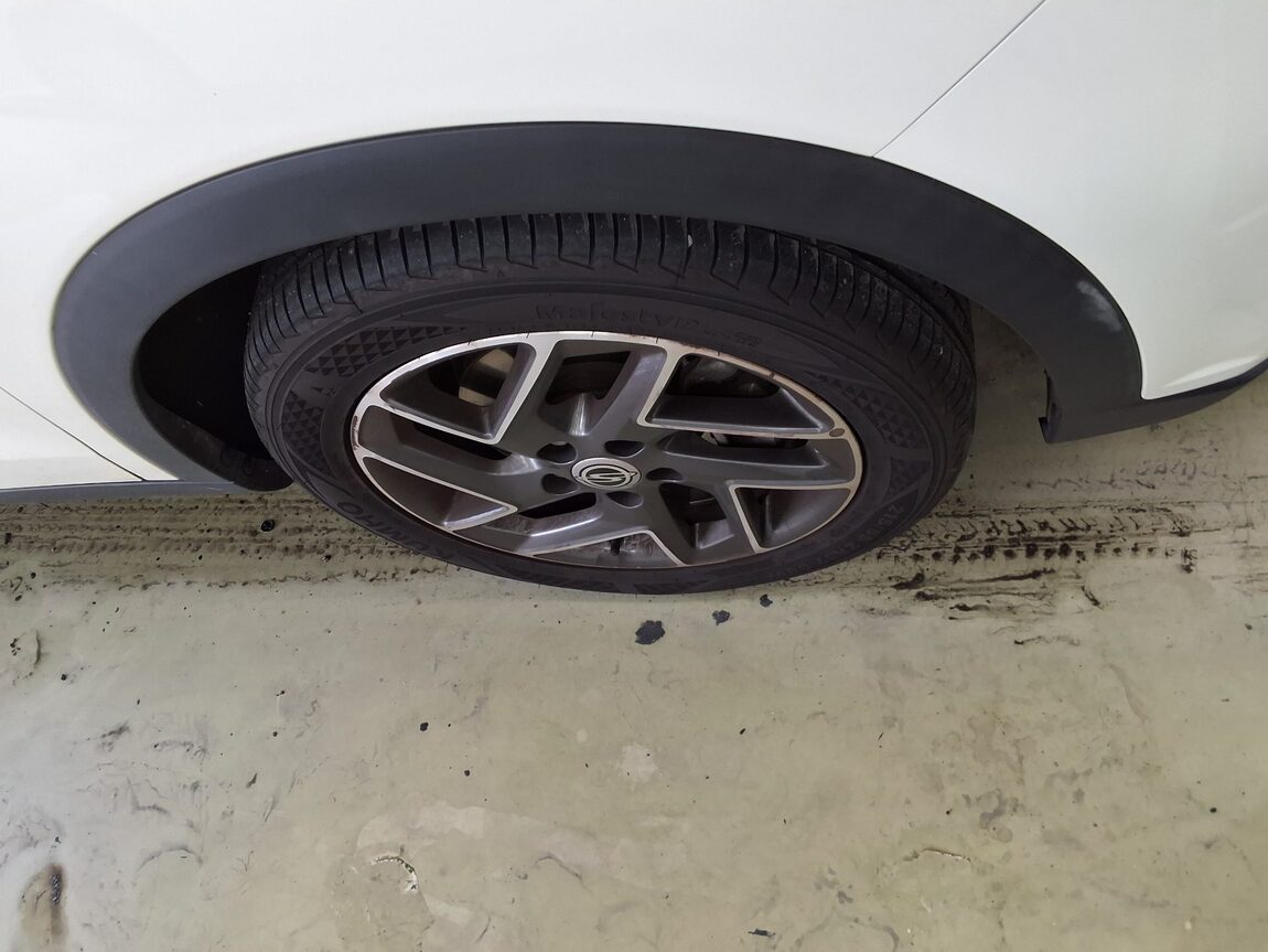 KG MOBILITY (SSANGYONG) VERY NEW TIVOLI 1.5 GASOLINE 2WD V3 2022 - zdjęcie 23