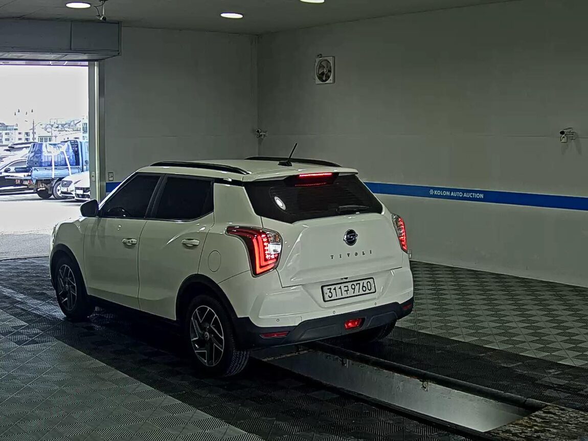KG MOBILITY (SSANGYONG) VERY NEW TIVOLI 1.5 GASOLINE 2WD V3 2022 - zdjęcie 6