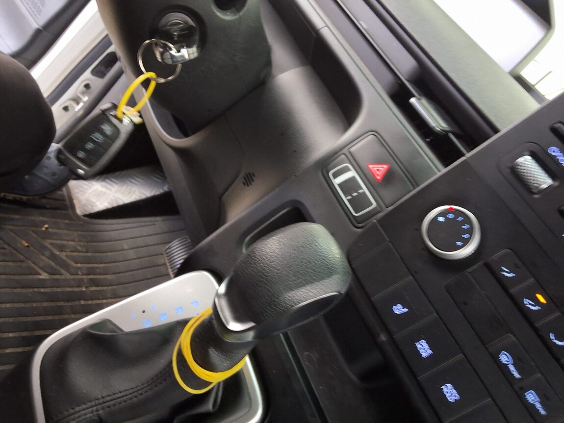 HYUNDAI STARIA 2.2 DIESEL CARGO 5-SEATER SMART 2022 - zdjęcie 18