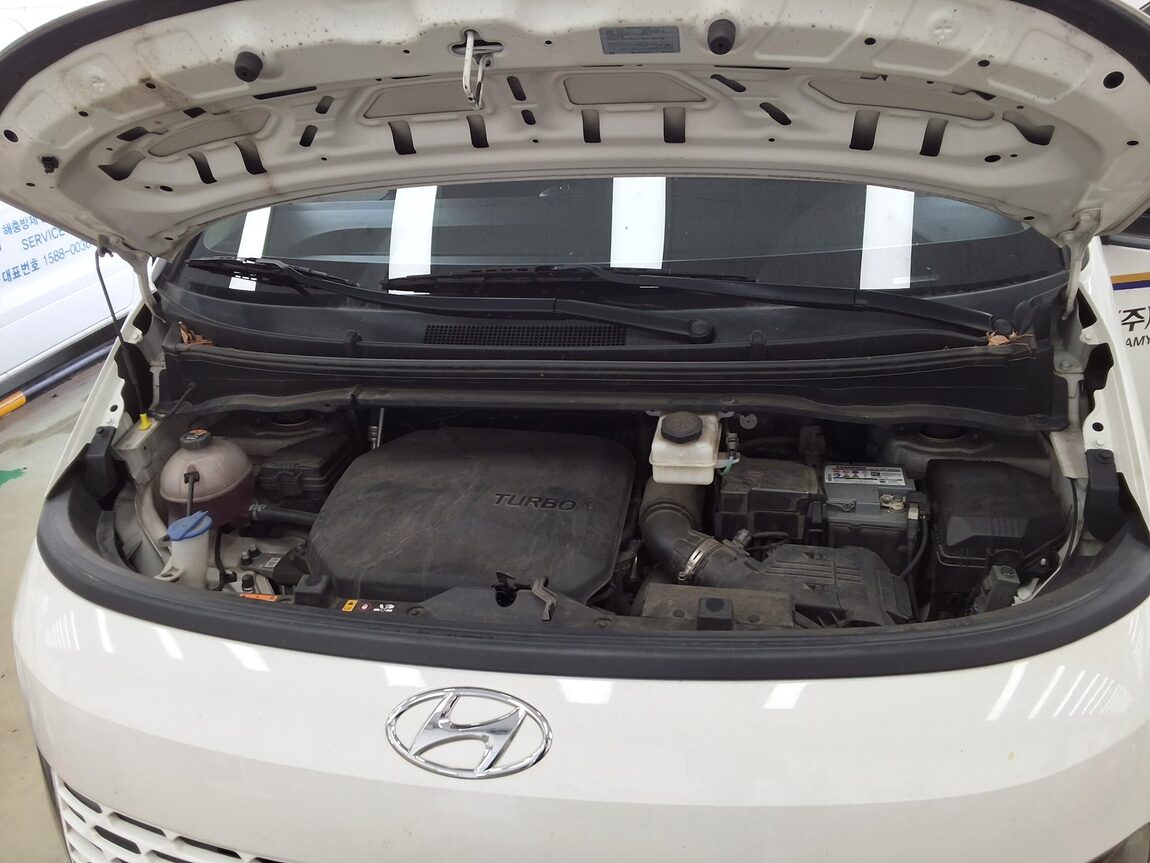 HYUNDAI STARIA 2.2 DIESEL CARGO 5-SEATER SMART 2022 - zdjęcie 19