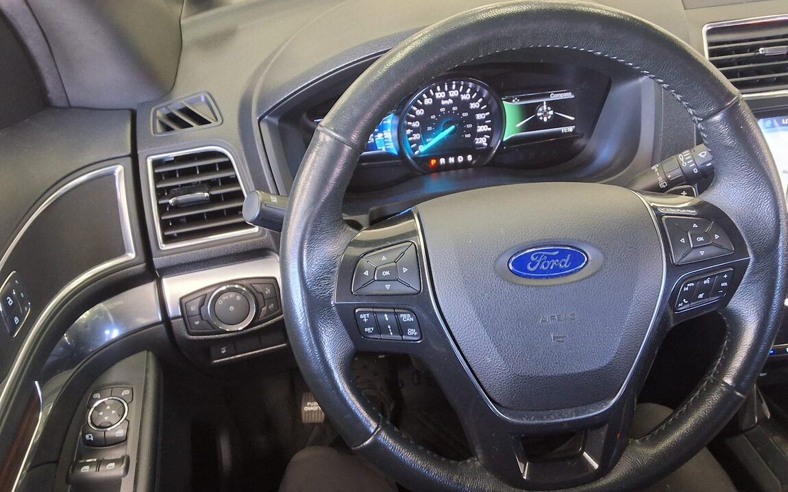 FORD EXPLORER (5TH GEN) 2.3 AWD LIMITED 2017 - zdjęcie 17