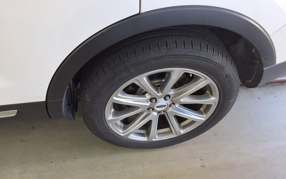 FORD EXPLORER (5TH GEN) 2.3 AWD LIMITED 2017 - zdjęcie 24