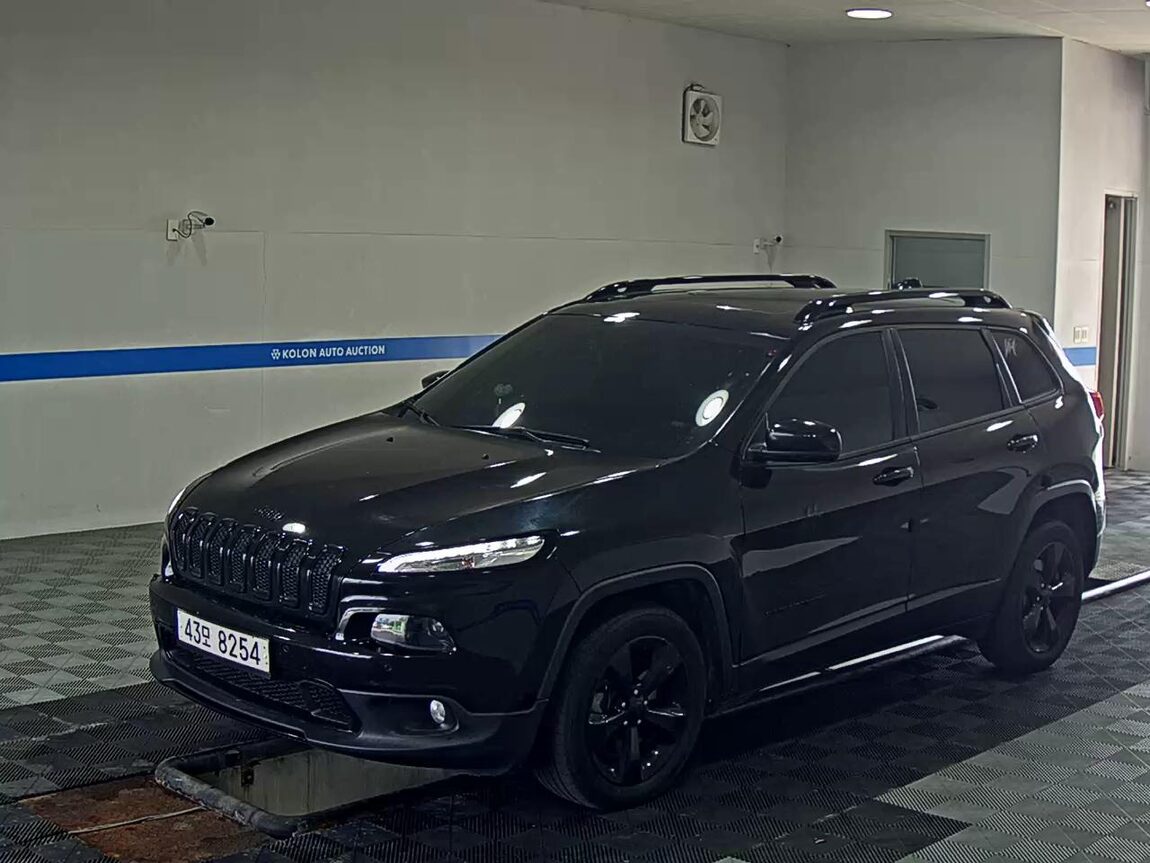 JEEP CHEROKEE (KL) 2.0 CRD AWD LONGITUDE BLACK EDITION 2015 - zdjęcie 2
