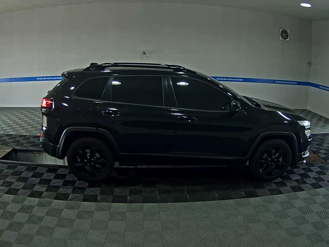 JEEP CHEROKEE (KL) 2.0 CRD AWD LONGITUDE BLACK EDITION 2015 - zdjęcie 4