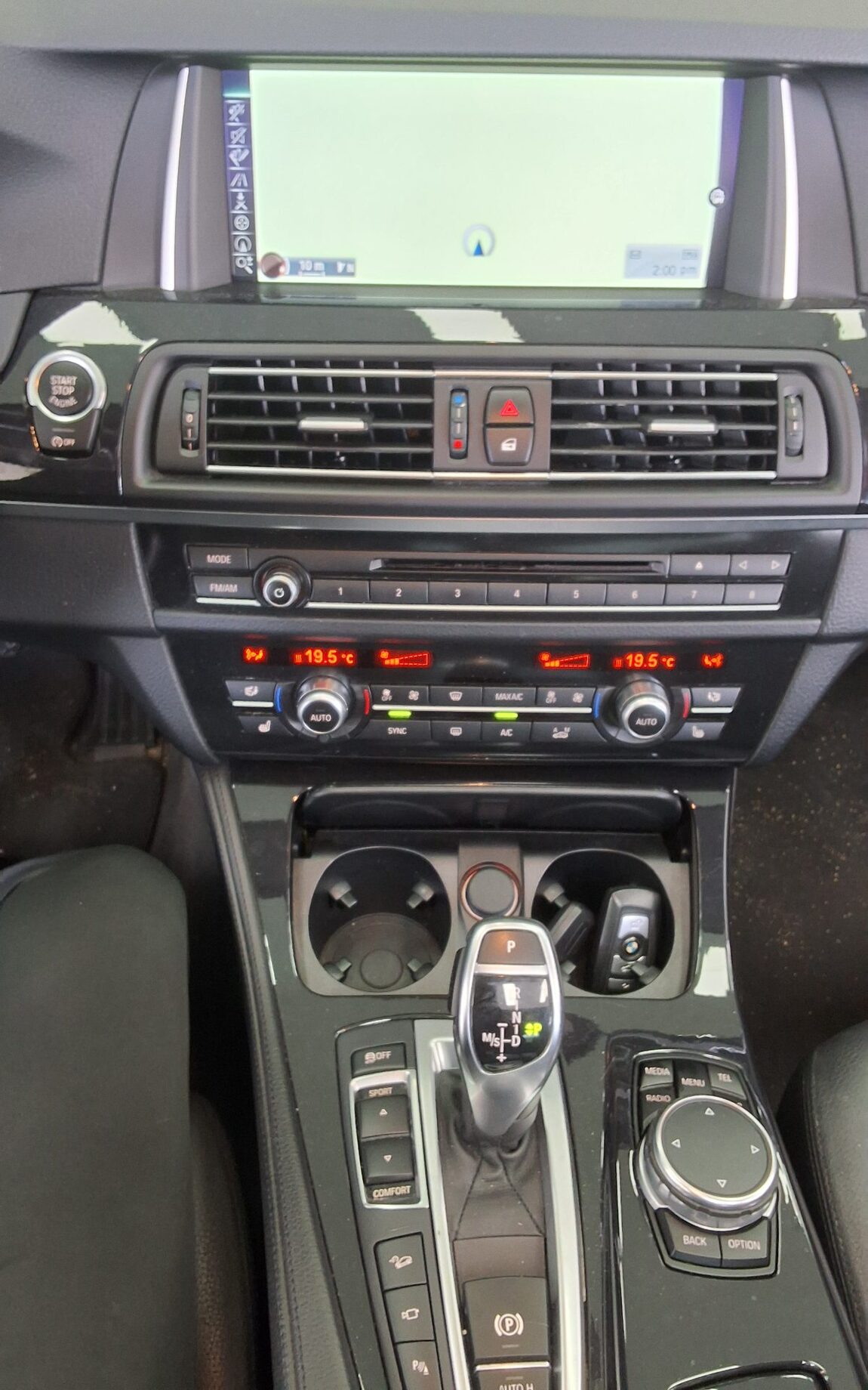 BMW 5 SERIES (6TH GEN) 530d xDRIVE M AERODYNAMIC 2016 - zdjęcie 18