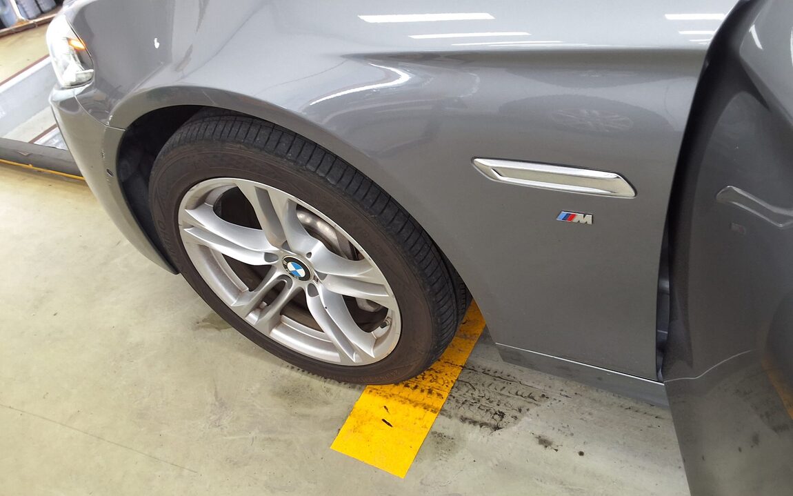 BMW 5 SERIES (6TH GEN) 530d xDRIVE M AERODYNAMIC 2016 - zdjęcie 23