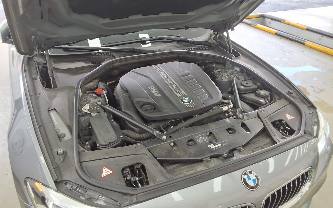 BMW 5 SERIES (6TH GEN) 530d xDRIVE M AERODYNAMIC 2016 - zdjęcie 21