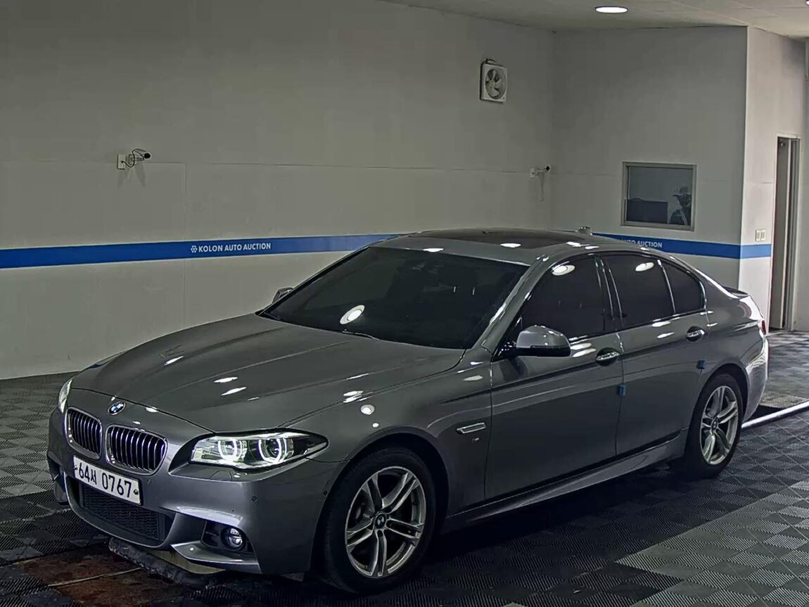 BMW 5 SERIES (6TH GEN) 530d xDRIVE M AERODYNAMIC 2016 - zdjęcie 2