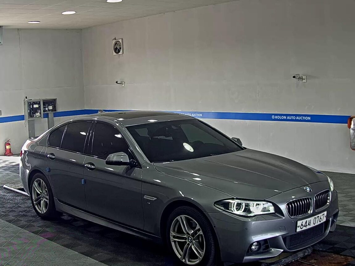 BMW 5 SERIES (6TH GEN) 530d xDRIVE M AERODYNAMIC 2016 - zdjęcie 3