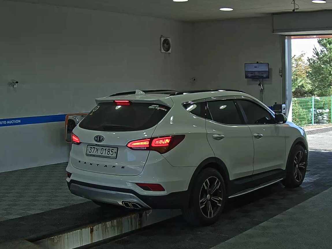 HYUNDAI SANTA FE THE PRIME DIESEL R2.0 2WD EXCLUSIVE 2017 - zdjęcie 5