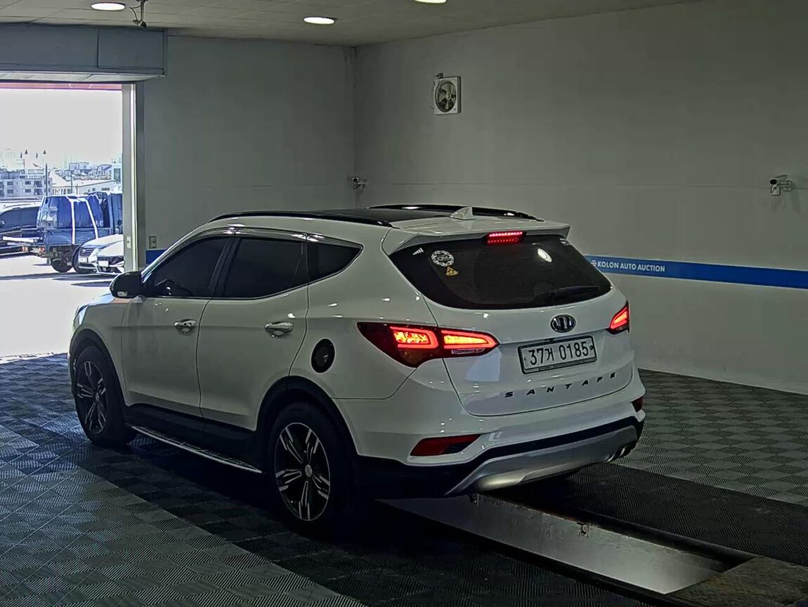 HYUNDAI SANTA FE THE PRIME DIESEL R2.0 2WD EXCLUSIVE 2017 - zdjęcie 6