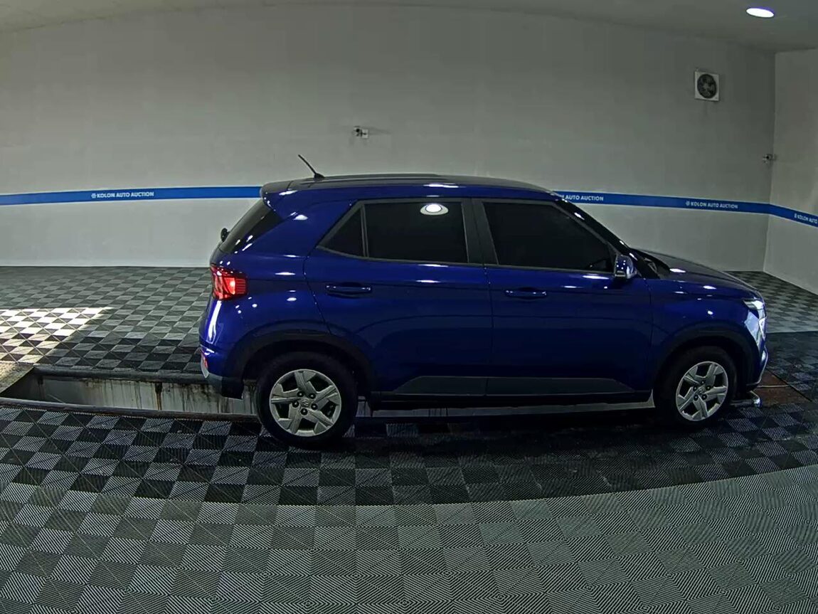 HYUNDAI VENUE 1.6 GASOLINE SMART 2022 - zdjęcie 4