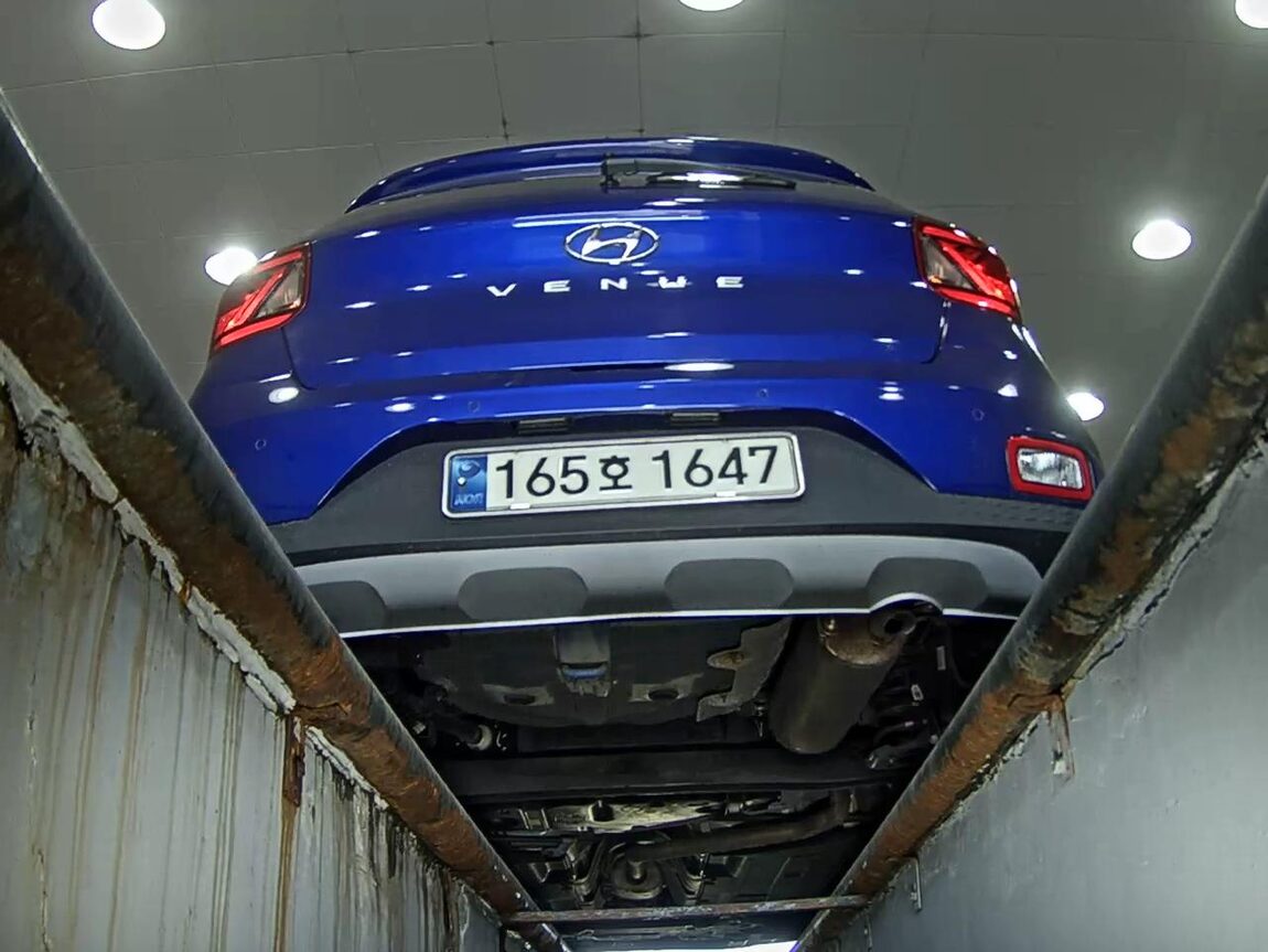 HYUNDAI VENUE 1.6 GASOLINE SMART 2022 - zdjęcie 8