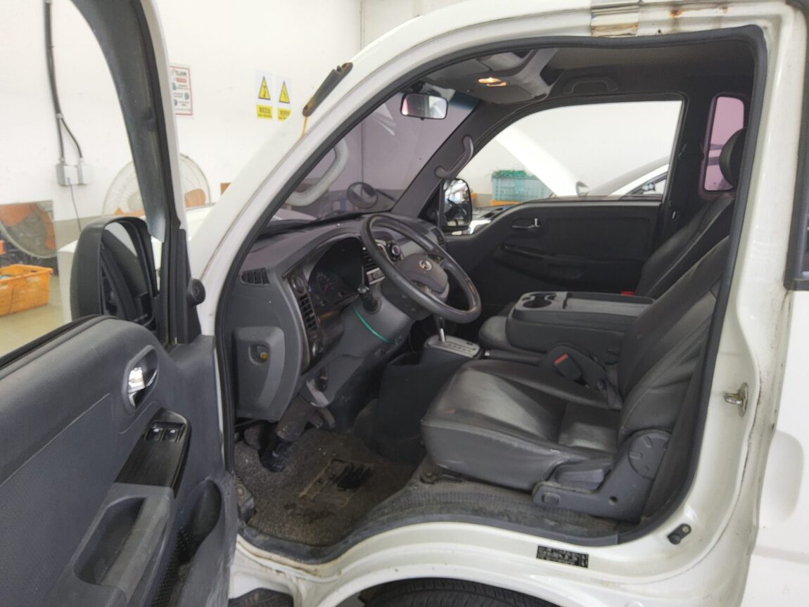 KIA BONGO III CARGO CRDi KING CAB EXTRA LONG WHEELBASE 2019 - zdjęcie 10
