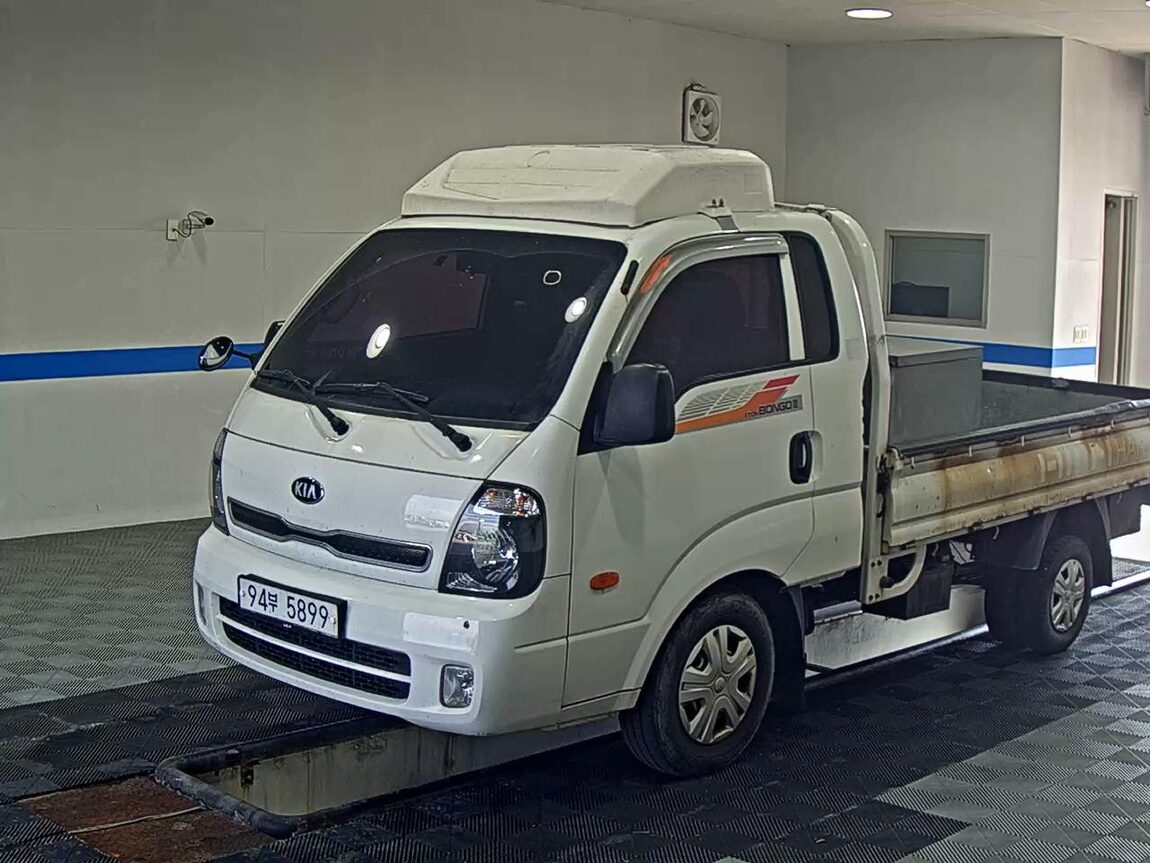 KIA BONGO III CARGO CRDi KING CAB EXTRA LONG WHEELBASE 2019 - zdjęcie 2