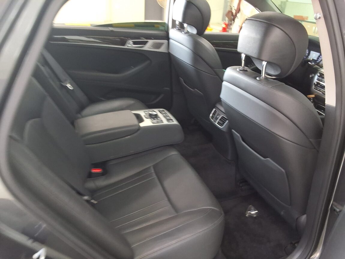 GENESIS G80 3.3 GDi AWD PREMIUM LUXURY 2017 - zdjęcie 14