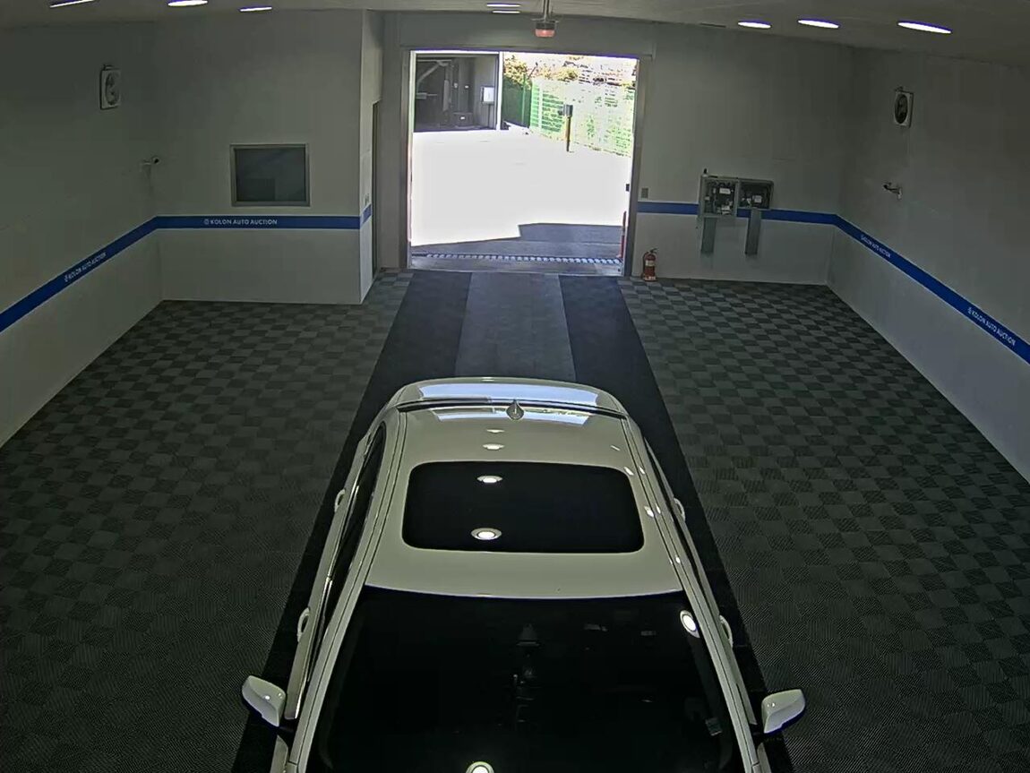BMW 5 SERIES (6TH GEN) 528i 2015 - zdjęcie 7