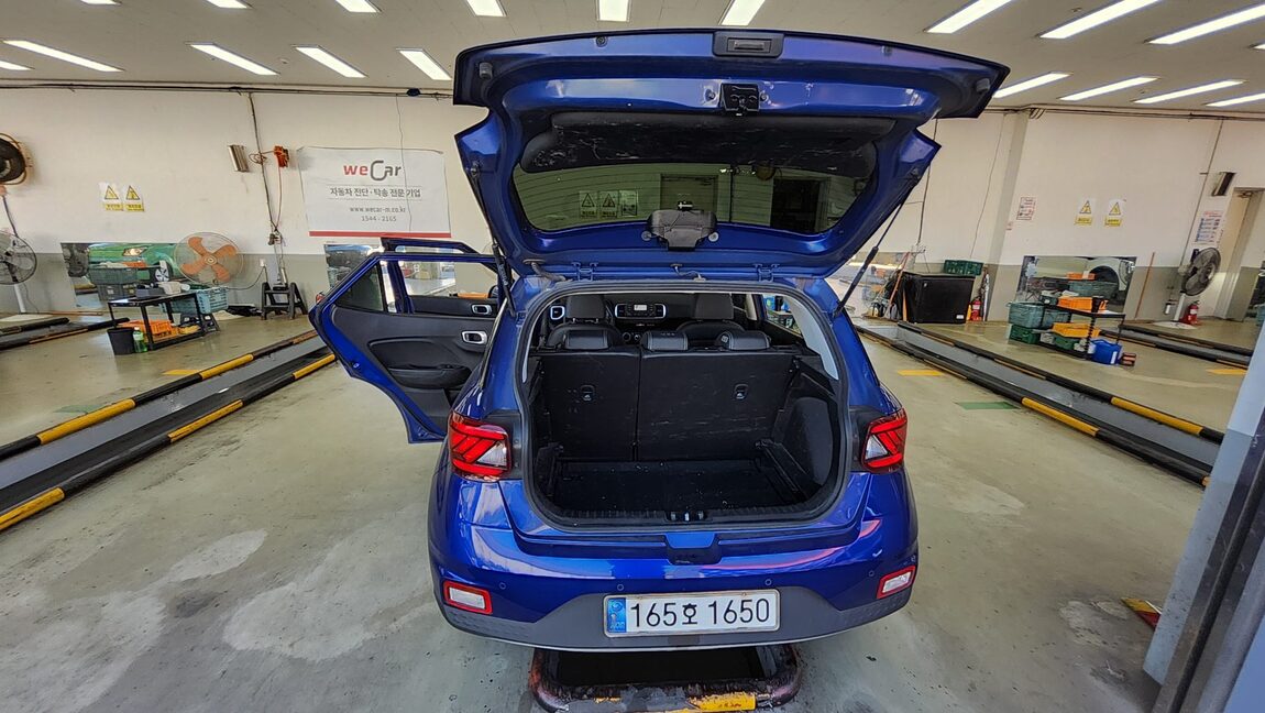 HYUNDAI VENUE 1.6 GASOLINE SMART 2022 - zdjęcie 15