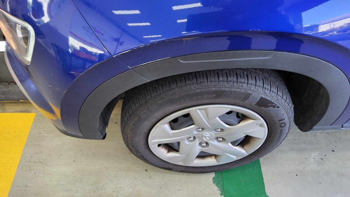 HYUNDAI VENUE 1.6 GASOLINE SMART 2022 - zdjęcie 22