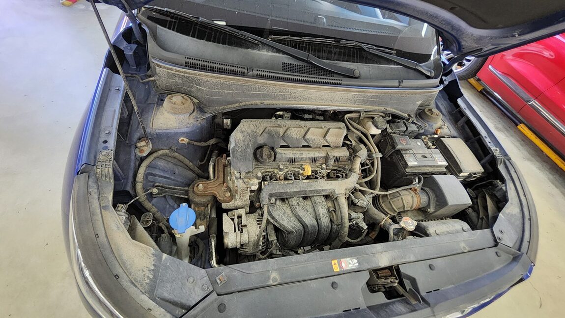 HYUNDAI VENUE 1.6 GASOLINE SMART 2022 - zdjęcie 20