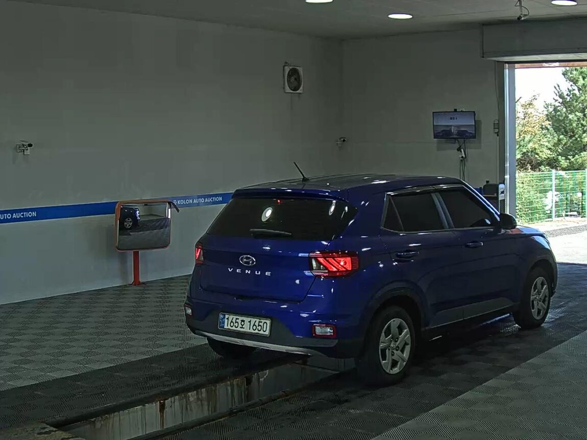 HYUNDAI VENUE 1.6 GASOLINE SMART 2022 - zdjęcie 5