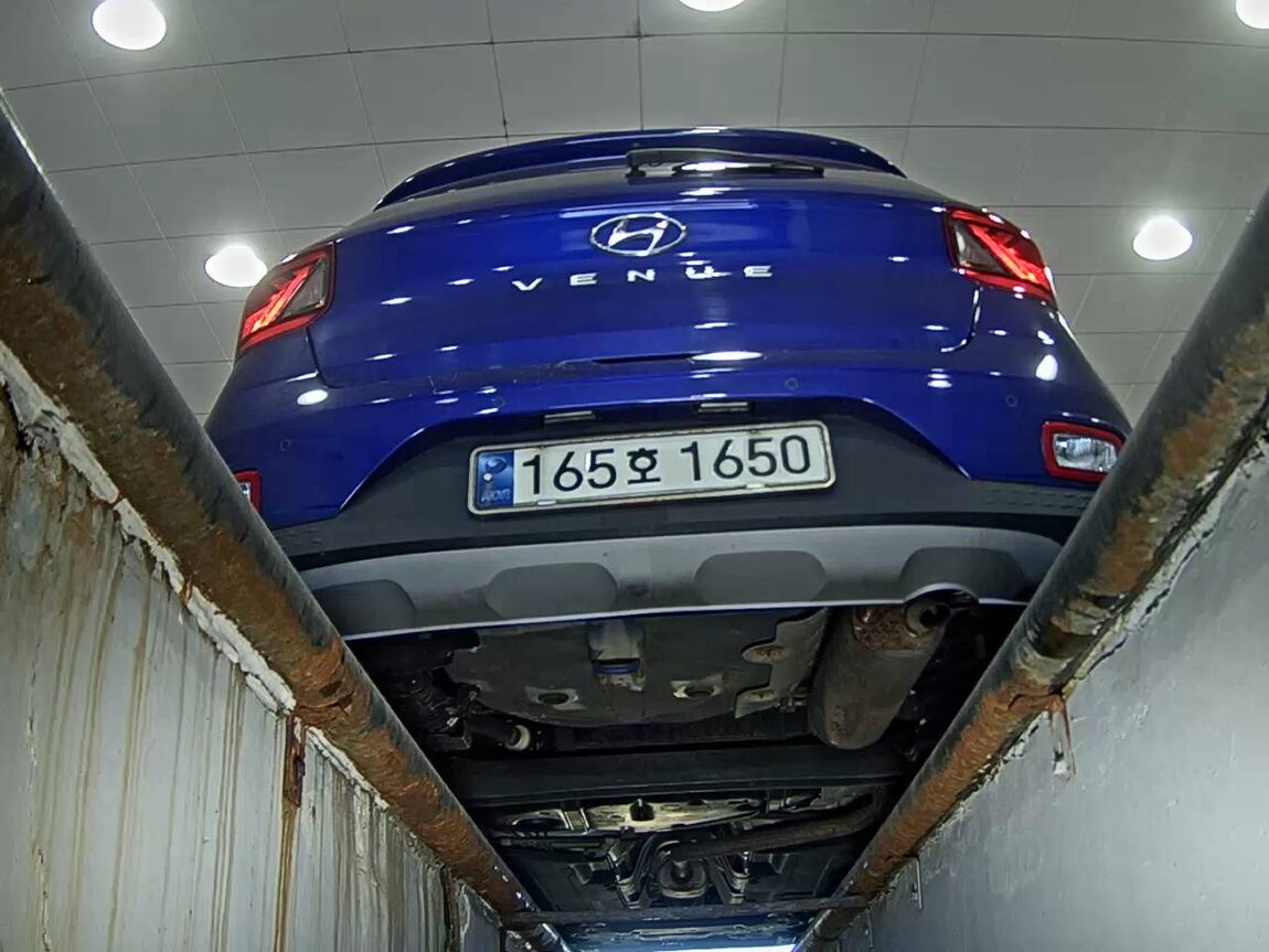 HYUNDAI VENUE 1.6 GASOLINE SMART 2022 - zdjęcie 8