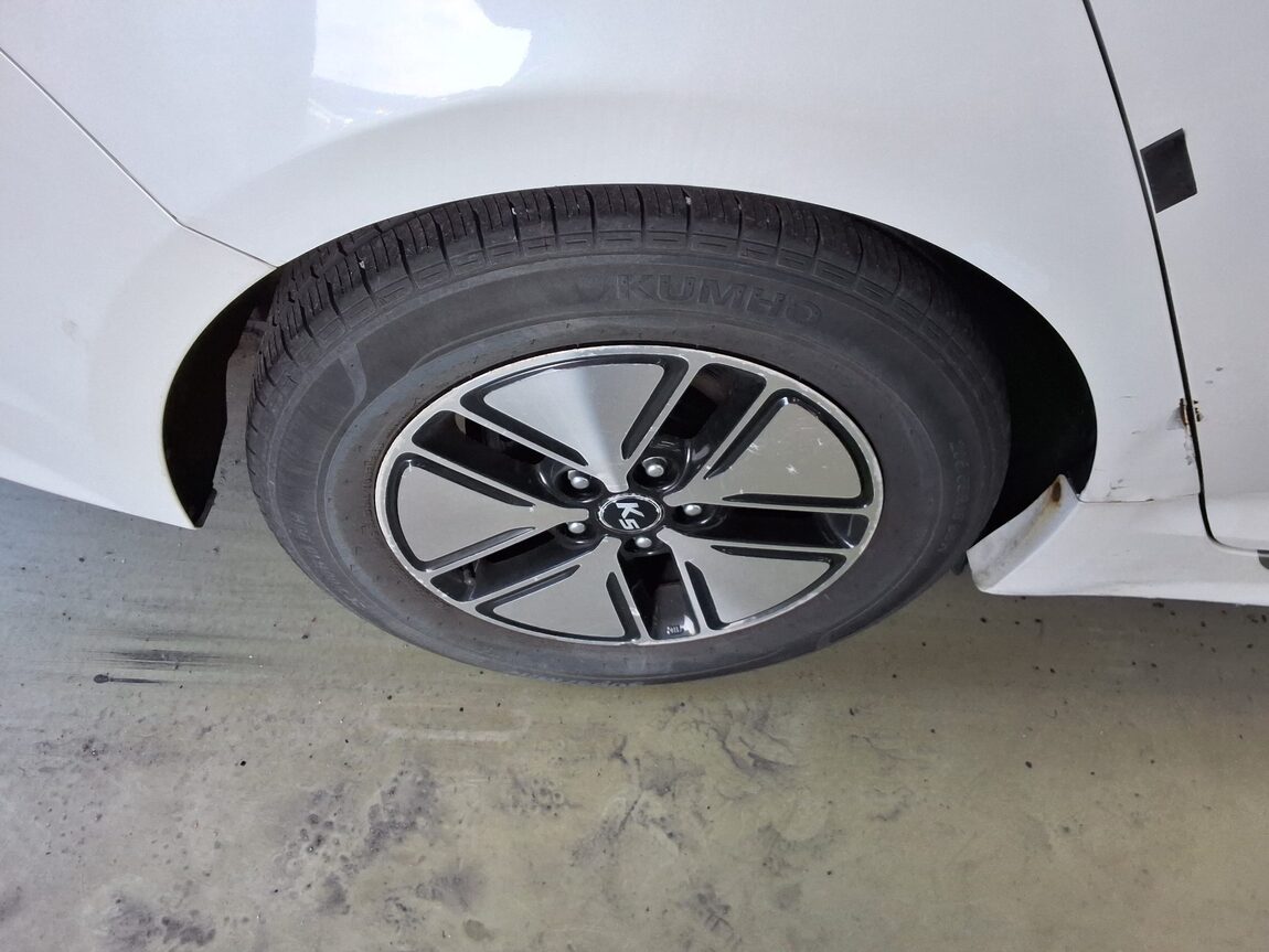 KIA K5 HYBRID DELUXE 2013 - zdjęcie 23