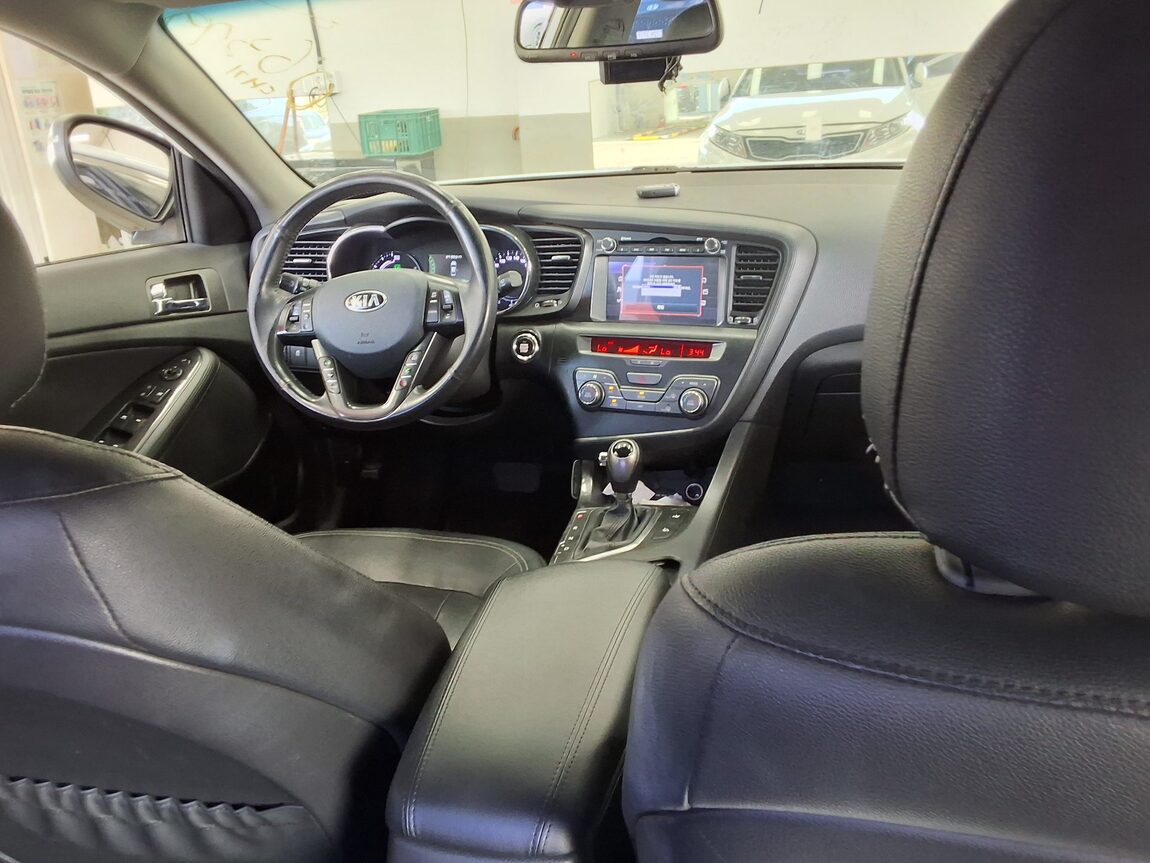 KIA K5 HYBRID DELUXE 2013 - zdjęcie 11