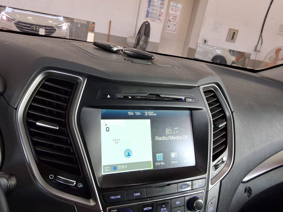 HYUNDAI SANTA FE THE PRIME DIESEL R2.0 2WD EXCLUSIVE 2016 - zdjęcie 17