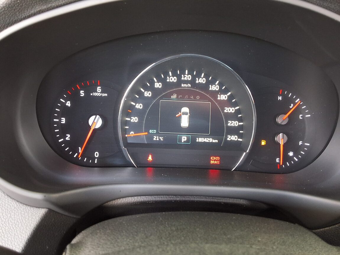 KIA ALL NEW SORENTO R2.2 2WD NOBLESSE SPECIAL 2016 - zdjęcie 9