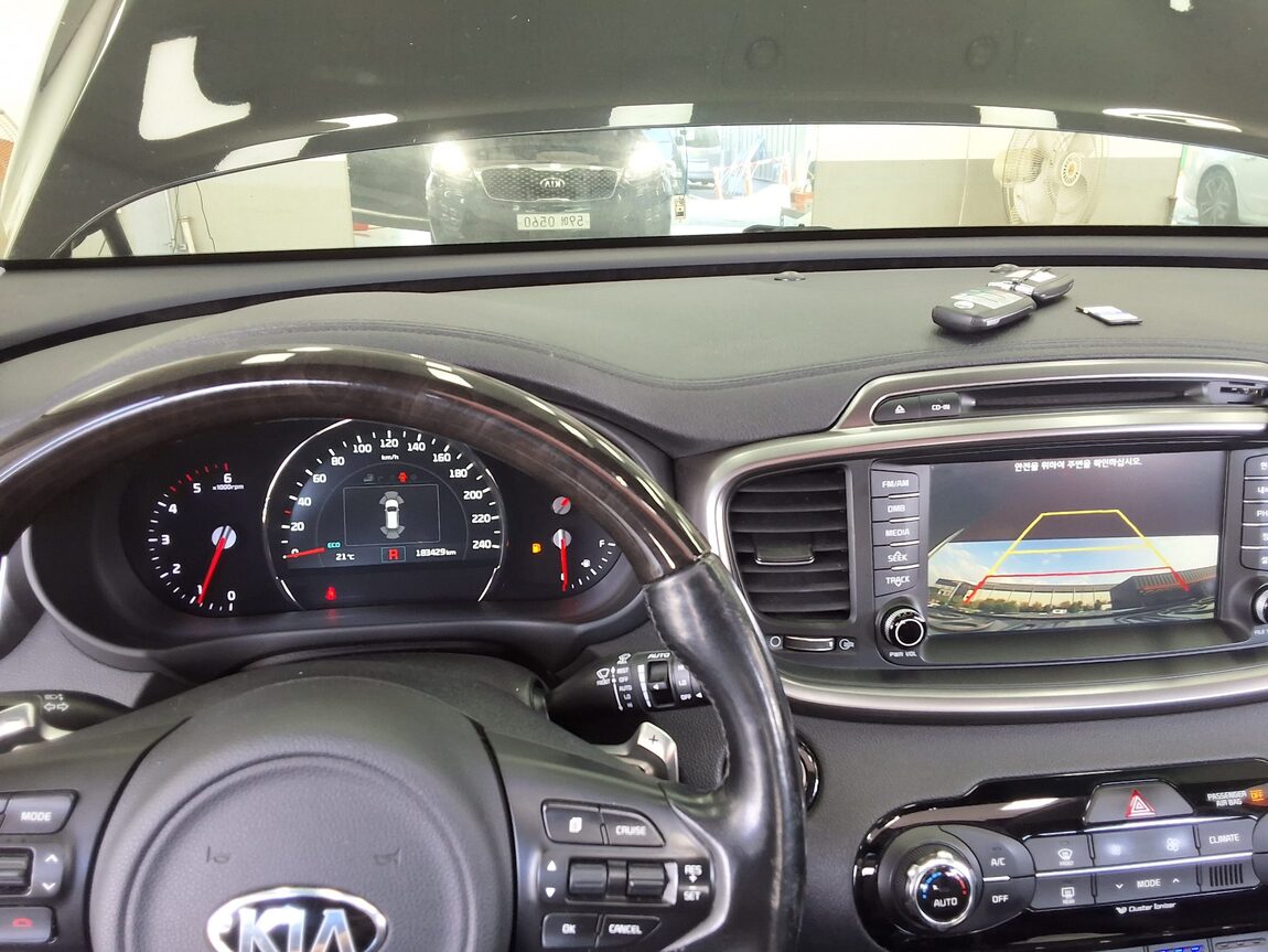 KIA ALL NEW SORENTO R2.2 2WD NOBLESSE SPECIAL 2016 - zdjęcie 18