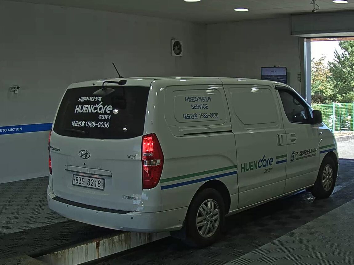 HYUNDAI THE NEW GRAND STAREX 3-SEATER DIESEL VAN SMART 2019 - zdjęcie 5
